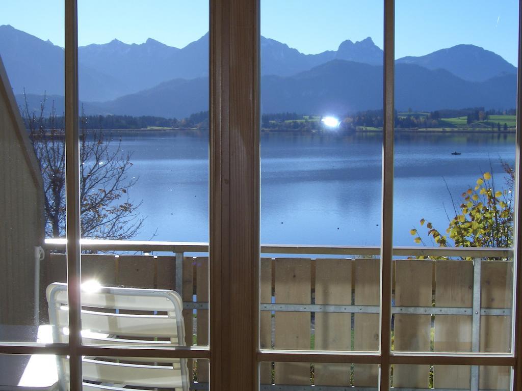 Gaestehaus Guggomos "Hopfen Am See" Fussen Ruang foto